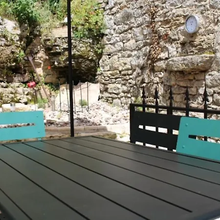 Holiday home Maison De Charme Montvalent